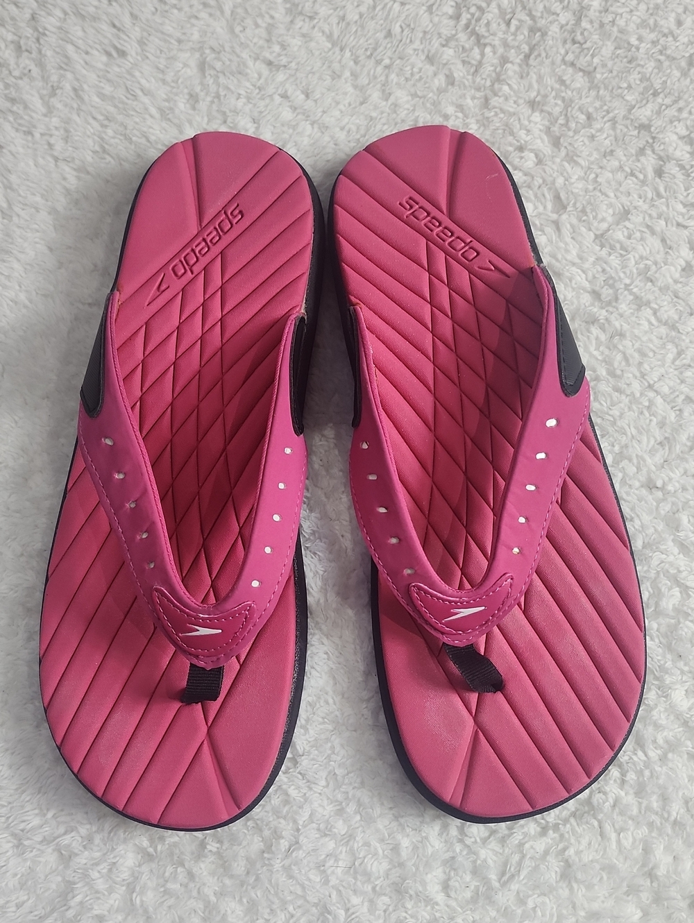 Speedo Women's Hot Pink Flip Flops Like New